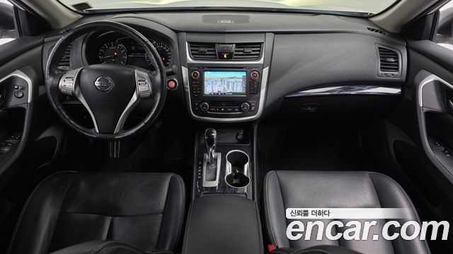 Nissan Altima 2017 — photo 7