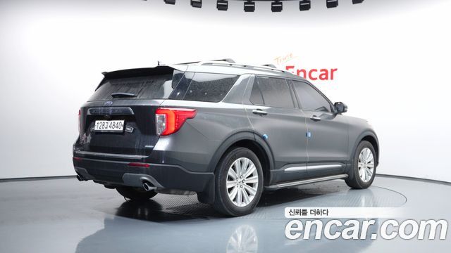 Ford Explorer 2020 — photo 2