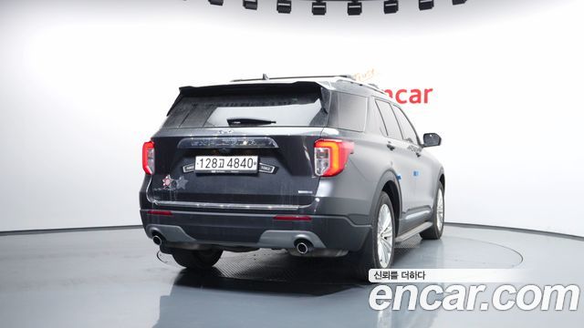 Ford Explorer 2020 — photo 4
