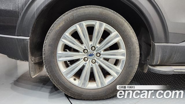 Ford Explorer 2020 — photo 5
