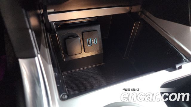 Ford Explorer 2020 — photo 18