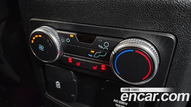 Ford Explorer 2020 — photo 19