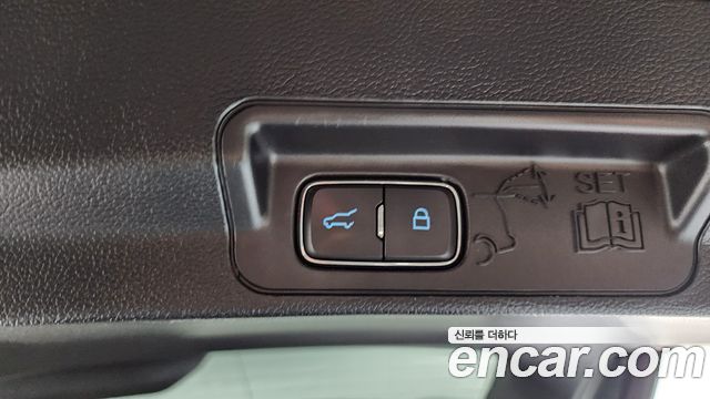 Ford Explorer 2020 — photo 25