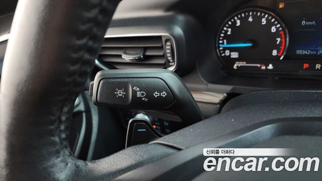 Ford Explorer 2020 — photo 35