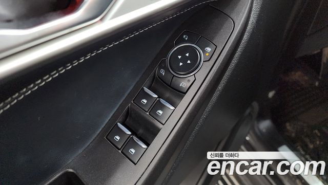 Ford Explorer 2020 — photo 36