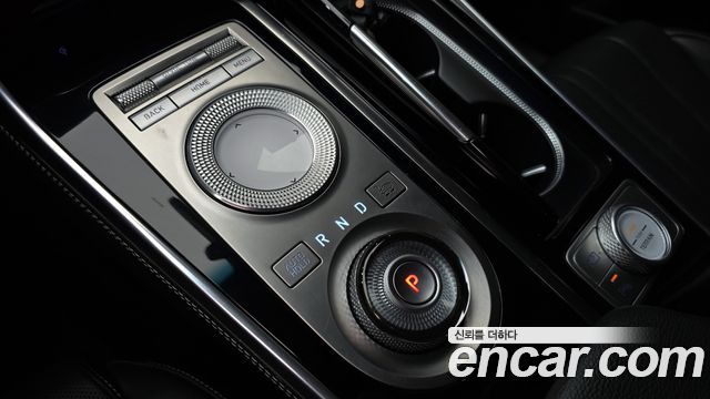Genesis GV80 2021 — photo 12