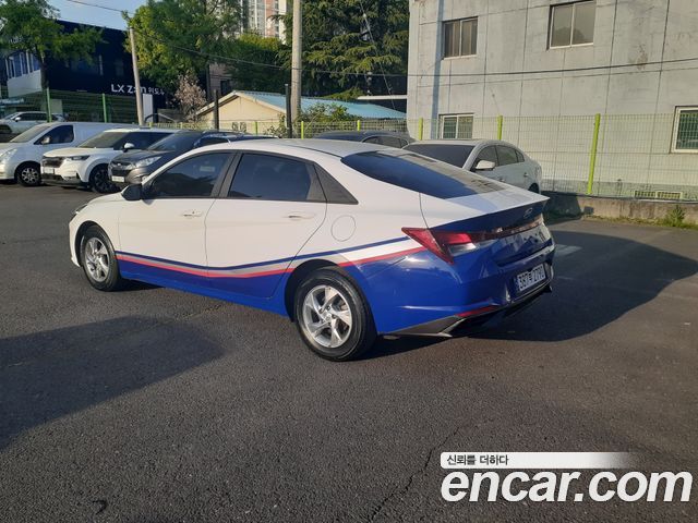 Hyundai AVANTE 2021 — photo 5
