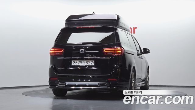Kia Canival 2020 — photo 4