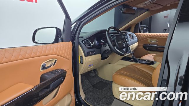 Kia Canival 2020 — photo 10