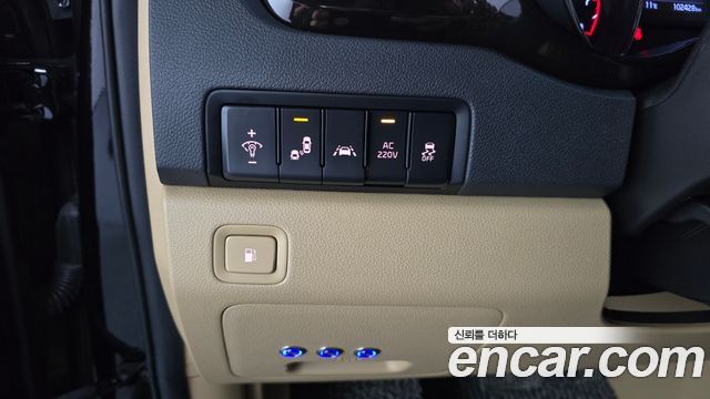 Kia Canival 2020 — photo 16