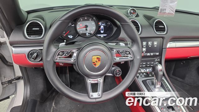 Porsche 718 2021 — photo 12