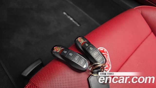 Porsche 718 2021 — photo 18