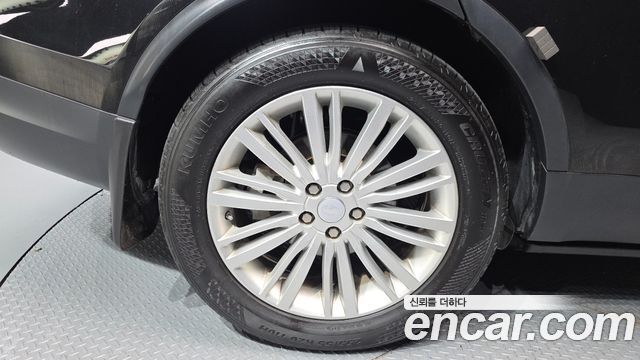 Land Rover Discovery 2018 — photo 5