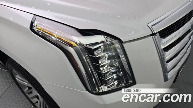 Cadillac Escalade 2020 — photo 8