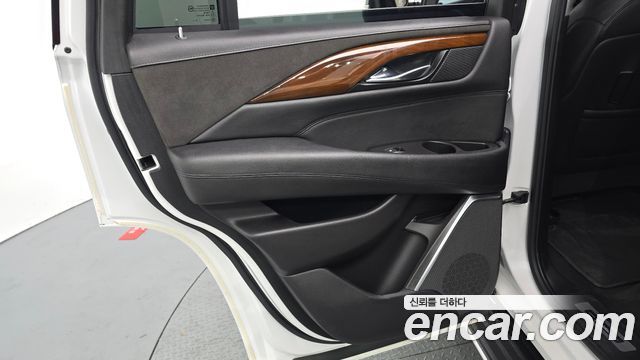 Cadillac Escalade 2020 — photo 15