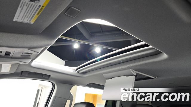Cadillac Escalade 2020 — photo 32