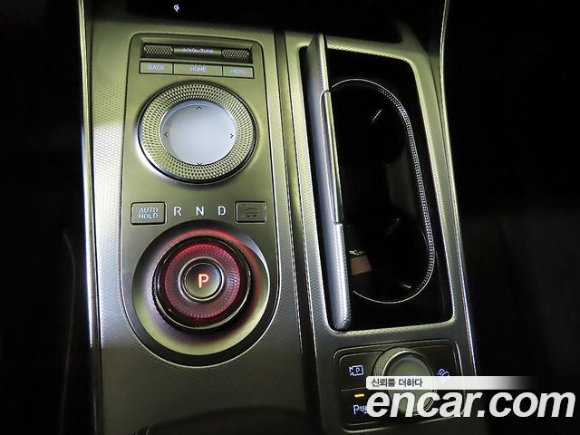 Genesis GV80 2021 — photo 12
