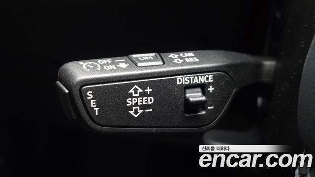 Audi A4 2023 — photo 17