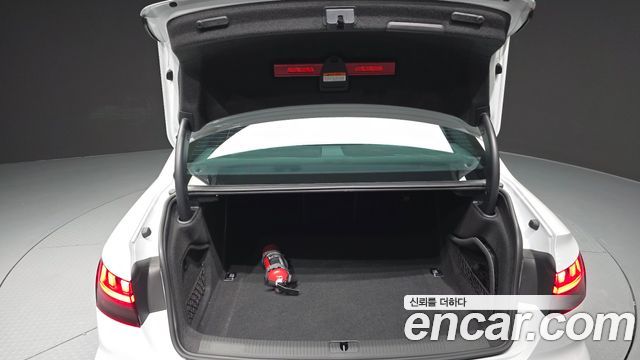 Audi A4 2023 — photo 20