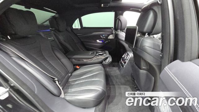 Mercedes-Benz S-Class 2018 — photo 12