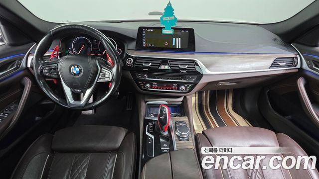 BMW 5-Series 2018 — photo 7