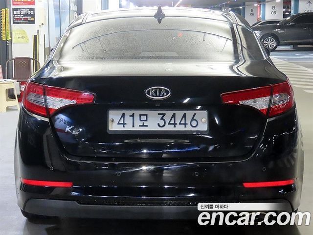 Kia K5 2011 — photo 4