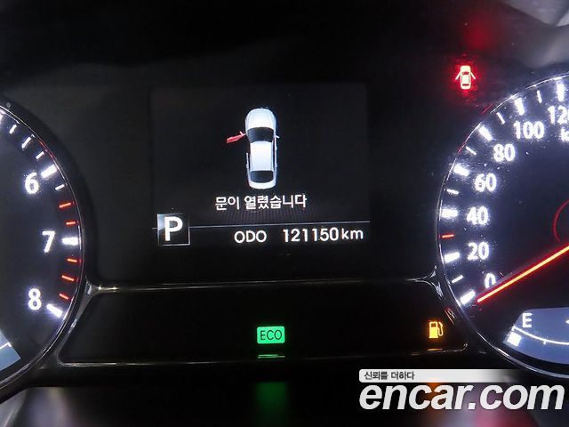 Kia K5 2011 — photo 9