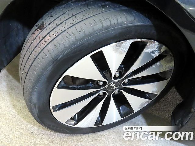 Kia K5 2011 — photo 20