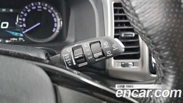 KG Mobility Rexton 2018 — photo 18