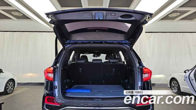 KG Mobility Rexton 2018 — photo 20