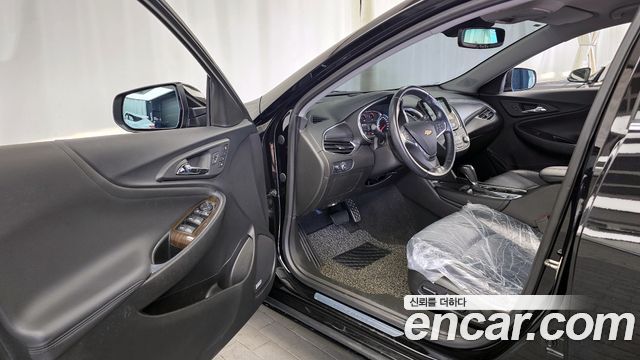 Chevrolet Korea Malibu 2017 — photo 10