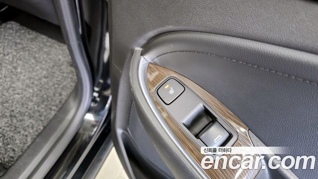 Chevrolet Korea Malibu 2017 — photo 18
