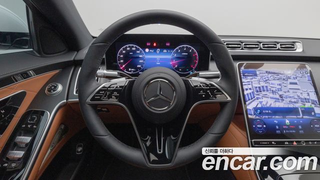 Mercedes-Benz S-Class 2025 — photo 20