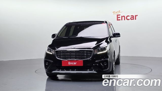 Kia Canival 2020 — photo 3