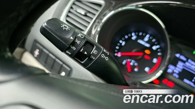 Kia Canival 2020 — photo 27