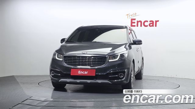 Kia Canival 2017 — photo 3