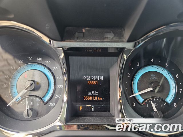 Chevrolet Korea Alpheon 2011 — photo 11