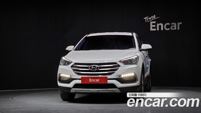Hyundai Santafe 2016 — photo 3