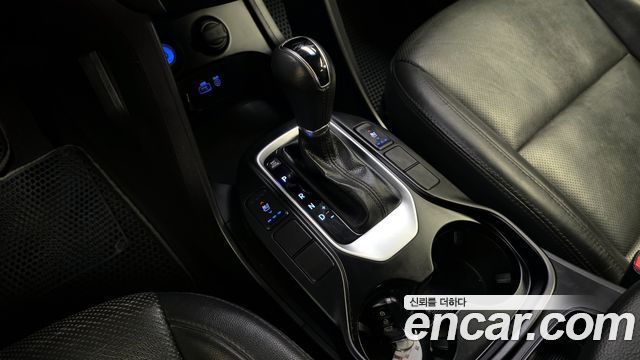 Hyundai Santafe 2016 — photo 9