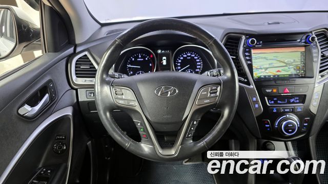 Hyundai Santafe 2016 — photo 13