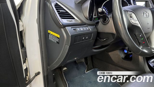 Hyundai Santafe 2016 — photo 17