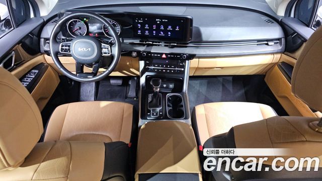 Kia Canival 2023 — photo 10