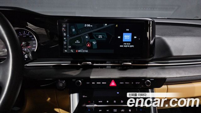 Kia Canival 2023 — photo 20