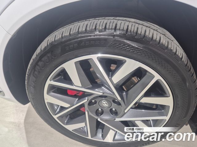 Hyundai Santafe 2021 — photo 18