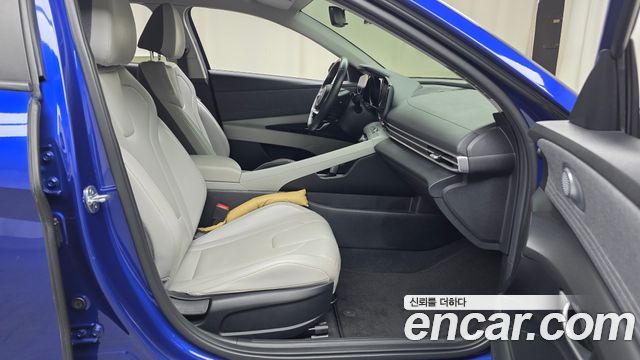 Hyundai AVANTE 2021 — photo 11