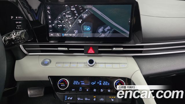 Hyundai AVANTE 2021 — photo 14