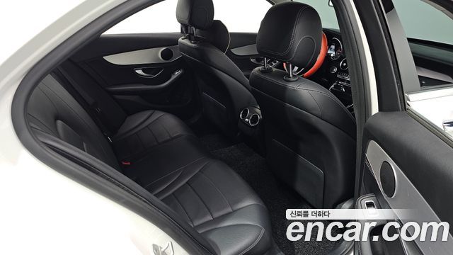Mercedes-Benz C-Class 2015 — photo 11