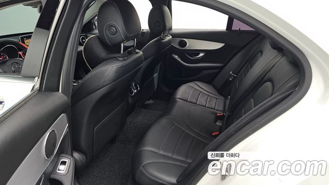 Mercedes-Benz C-Class 2015 — photo 12