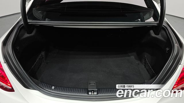 Mercedes-Benz C-Class 2015 — photo 20