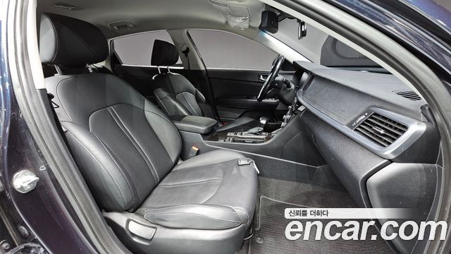 Kia K5 2019 — photo 10